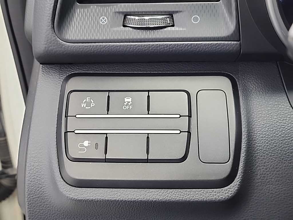 Ssangyong Tivoli 2016 Blanco - Importación desde Corea - HF Imports Iquique - Foto 16