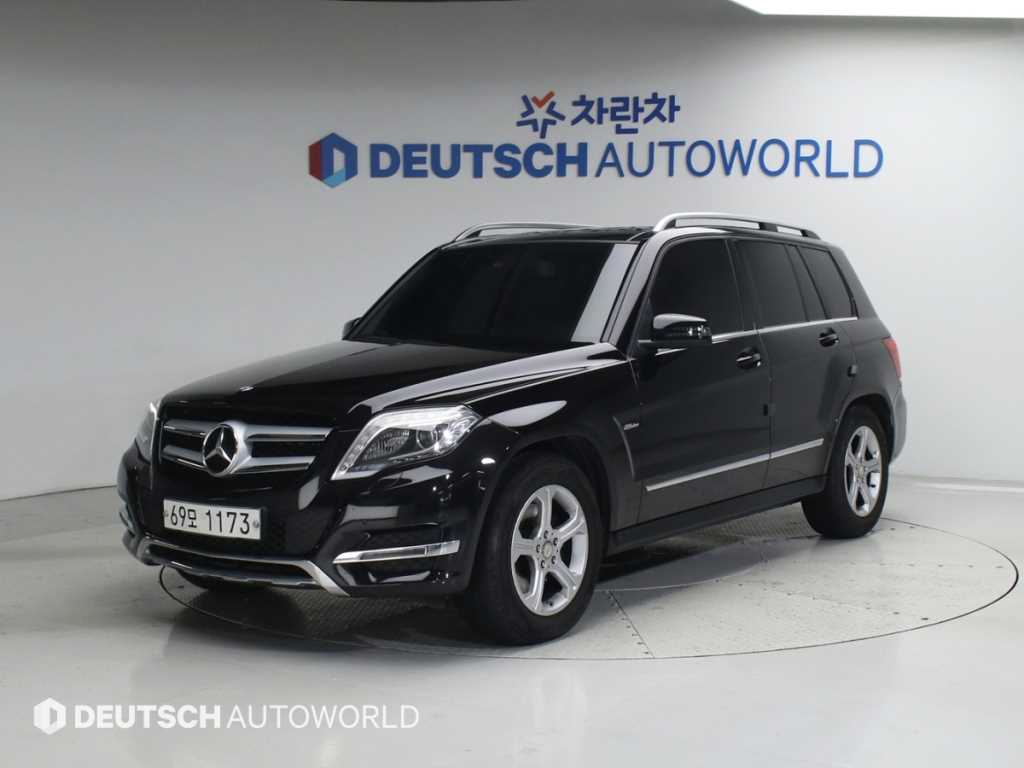 Mercedes Benz GLK Class 2015 Negro - Importación desde Corea - HF Imports Iquique - Foto 1