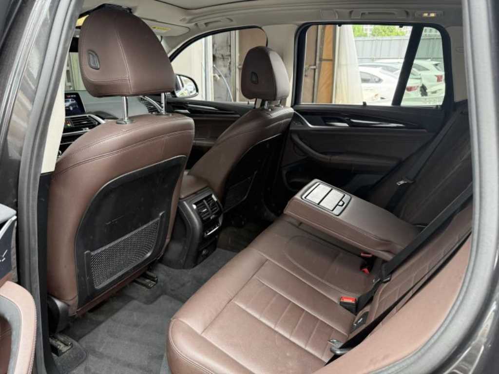 BMW X3 - Vista 10