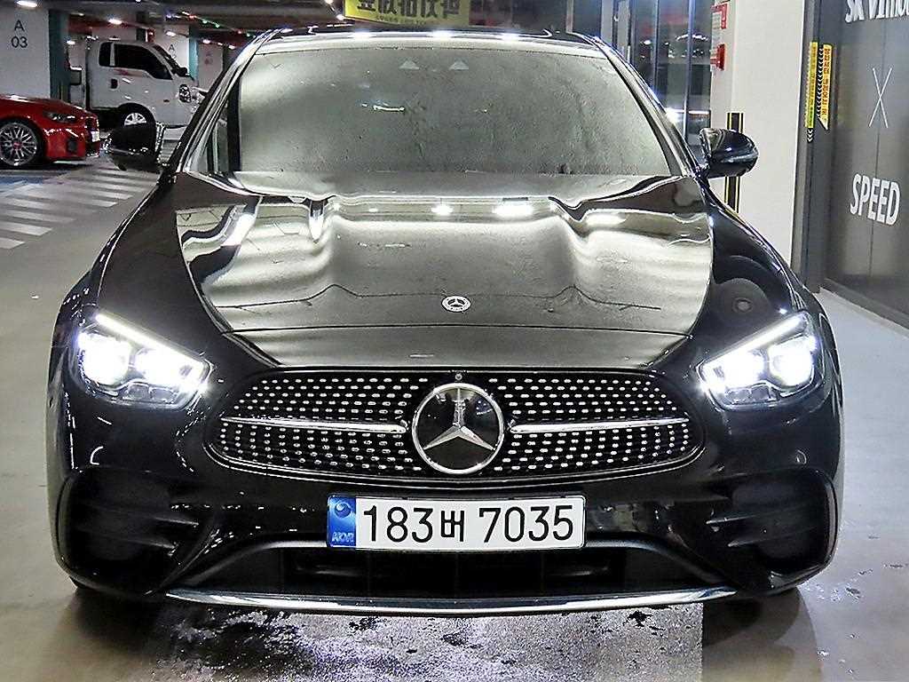 Mercedes Benz E class - Vista 2