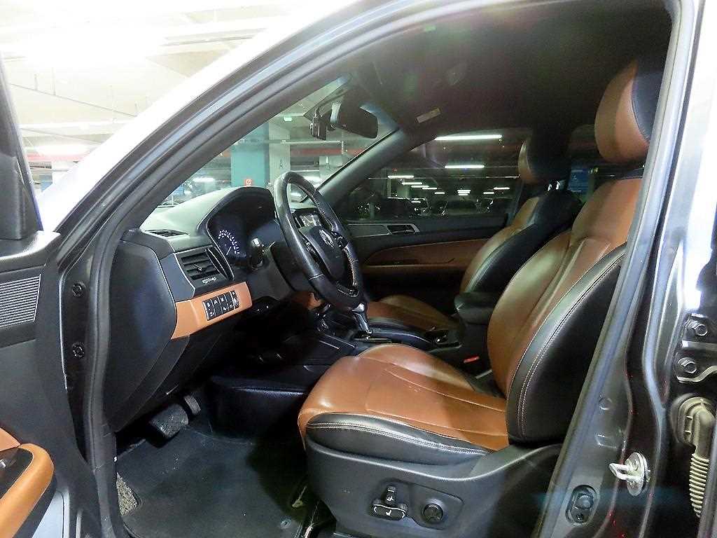 Ssangyong Rexton - Vista 6