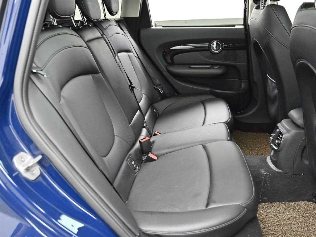 Mini Clubman - Vista 12
