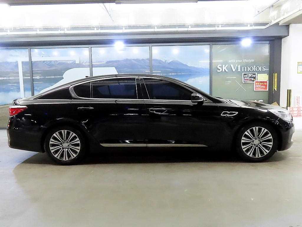 KIA K9 - Vista 3