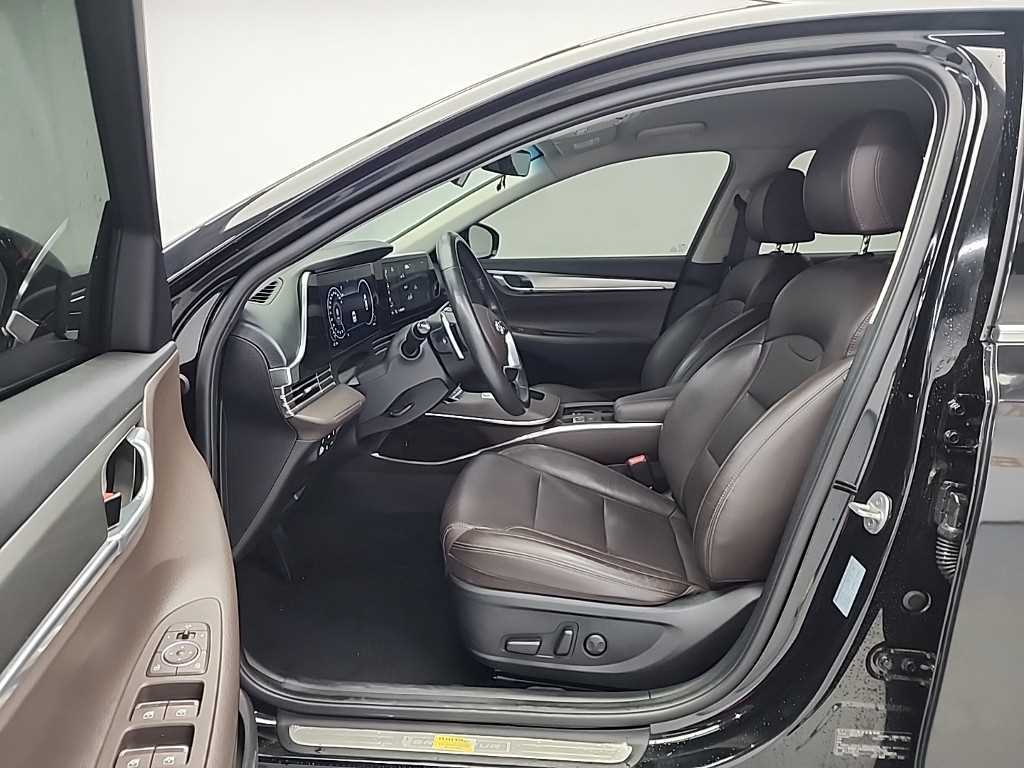 HYUNDAI Grandeur - Vista 11