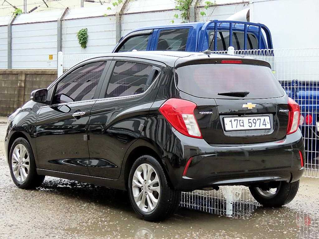 Chevrolet Spark - Vista 3