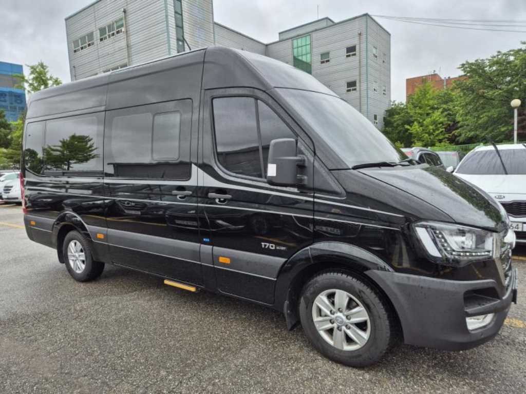 HYUNDAI Solati - Vista 6