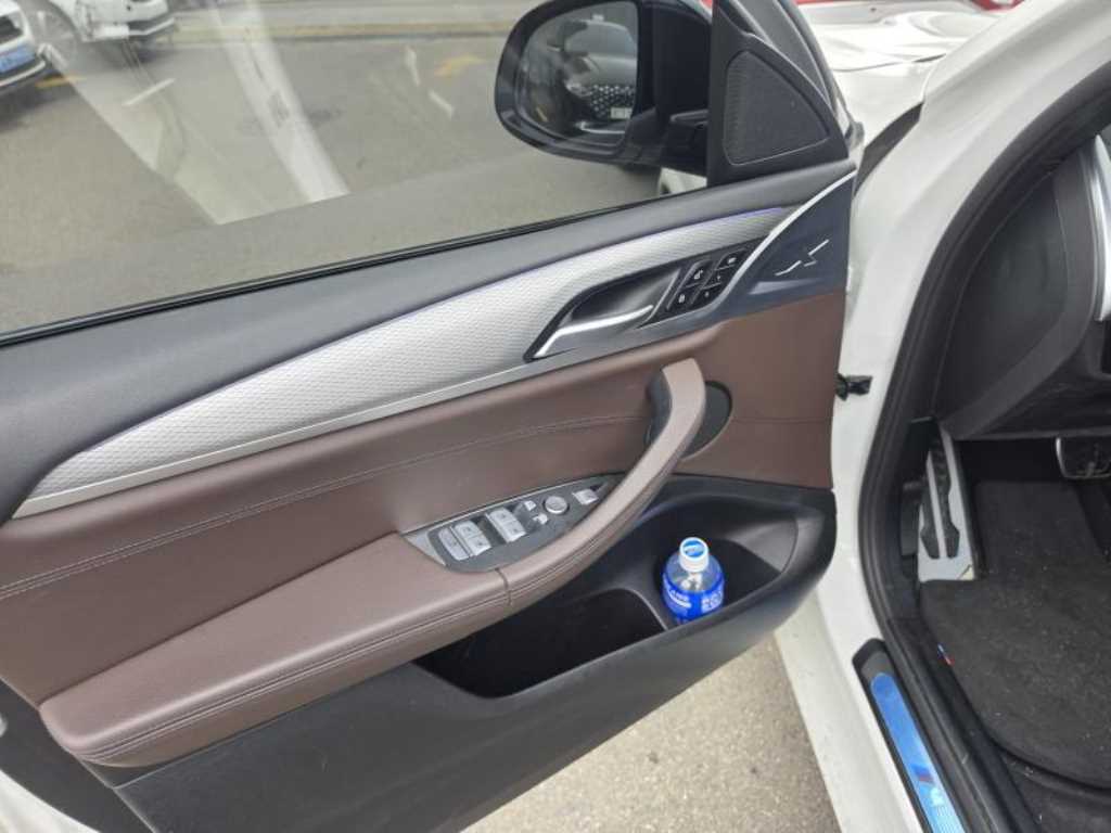BMW X4 - Vista 5