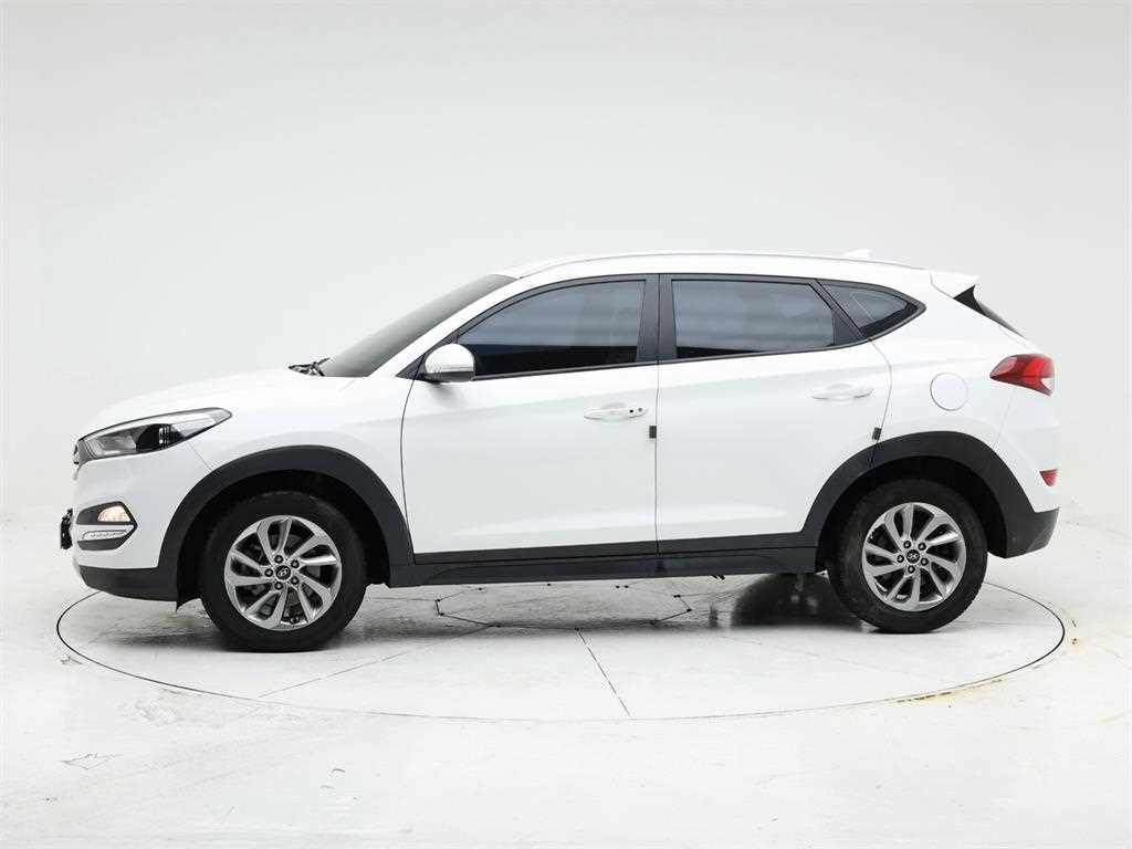 HYUNDAI Tucson - Vista 3