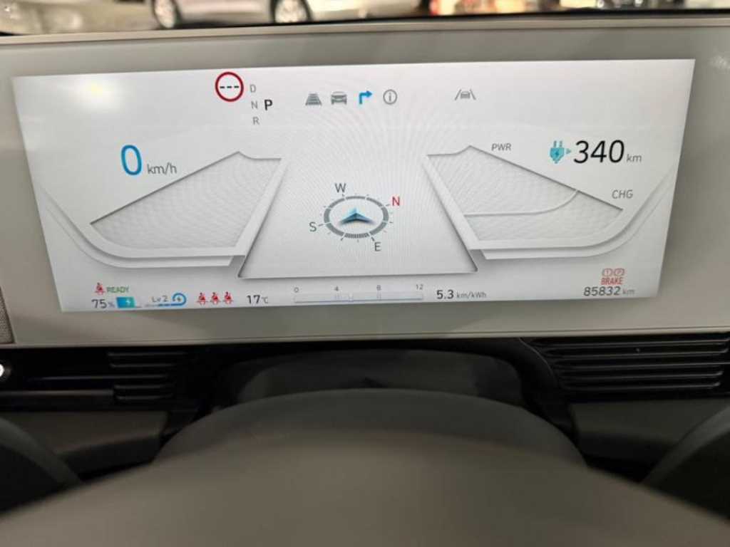 HYUNDAI Ioniq 5 - Vista 9