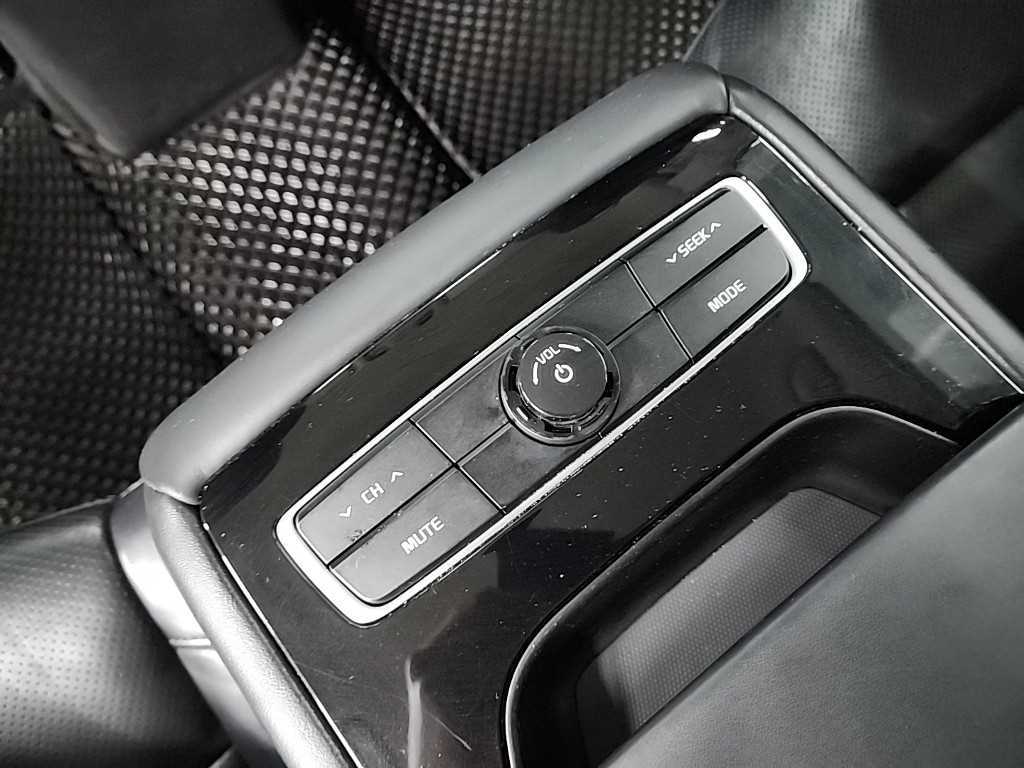 KIA K7 2016 Negro - Importación desde Corea - HF Imports Iquique - Foto 15