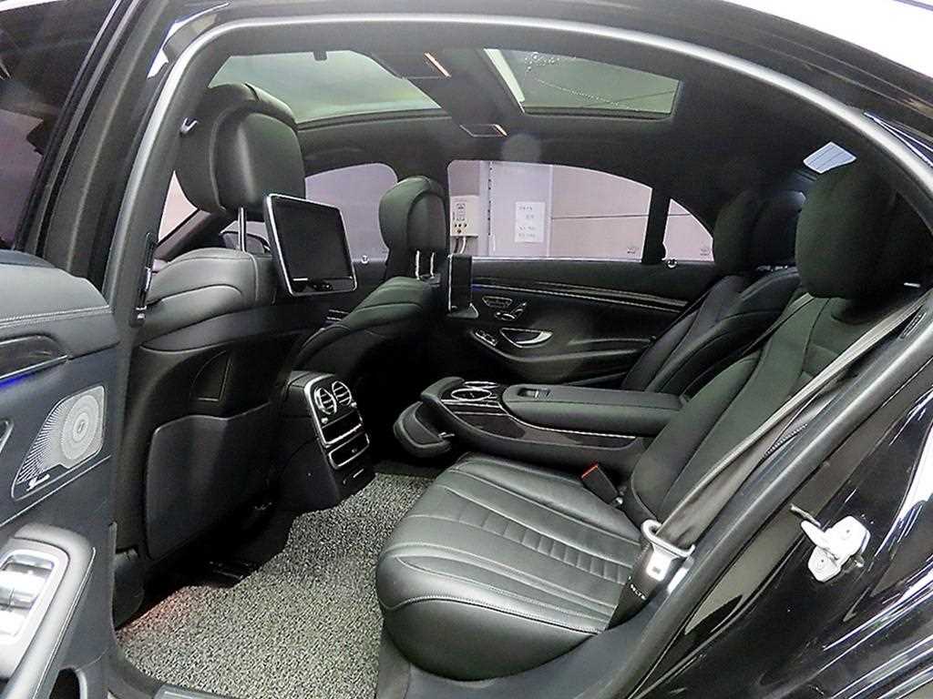Mercedes Benz S Class - Vista 6