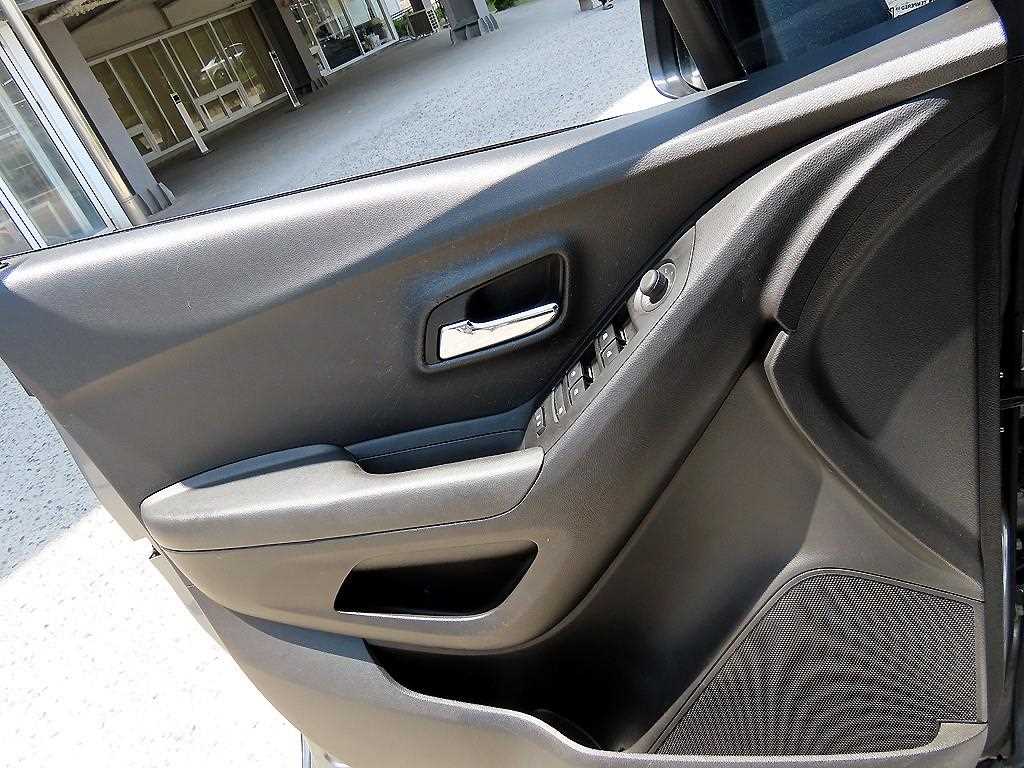 Chevrolet Trax - Vista 11
