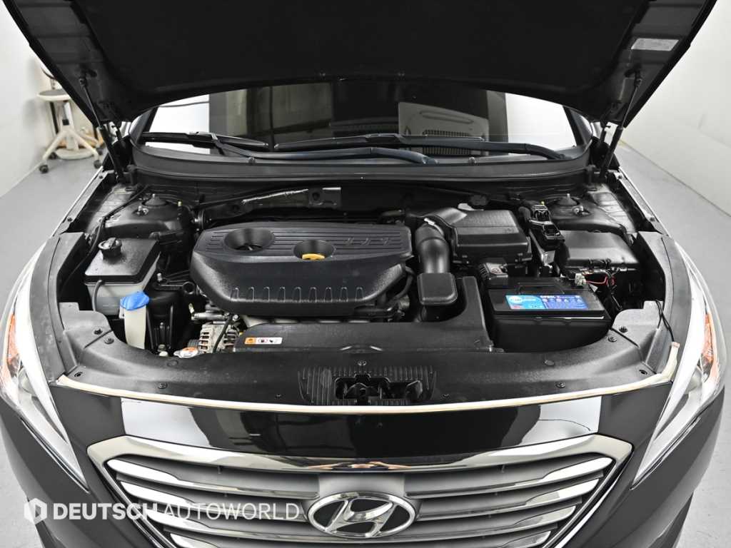 HYUNDAI Sonata - Vista 6