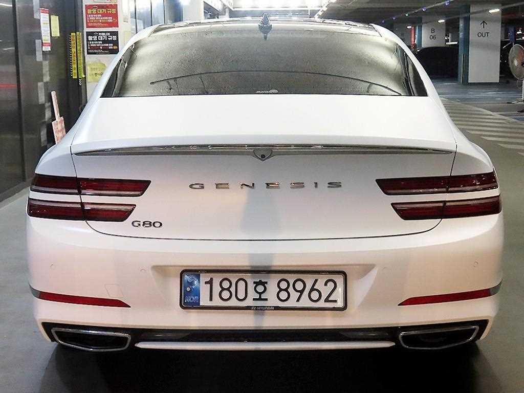 Genesis G80 - Vista 5