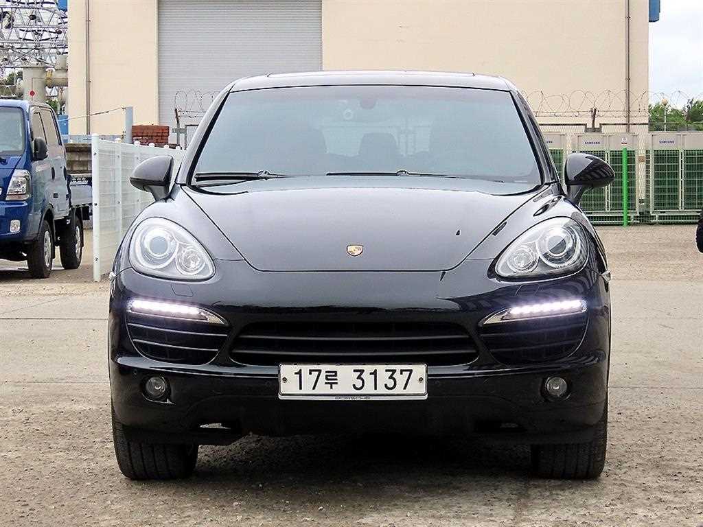 Porsche Cayenne 2012 Negro - Importación desde Corea - HF Imports Iquique - Foto 1