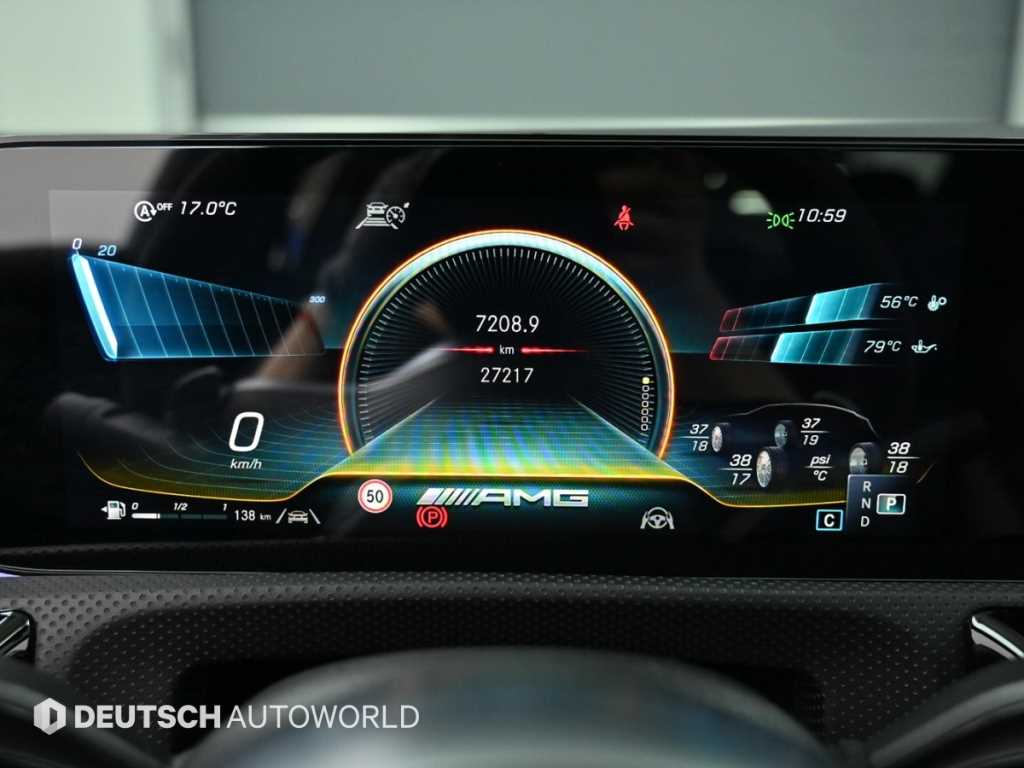 Mercedes Benz CLA Class - Vista 8