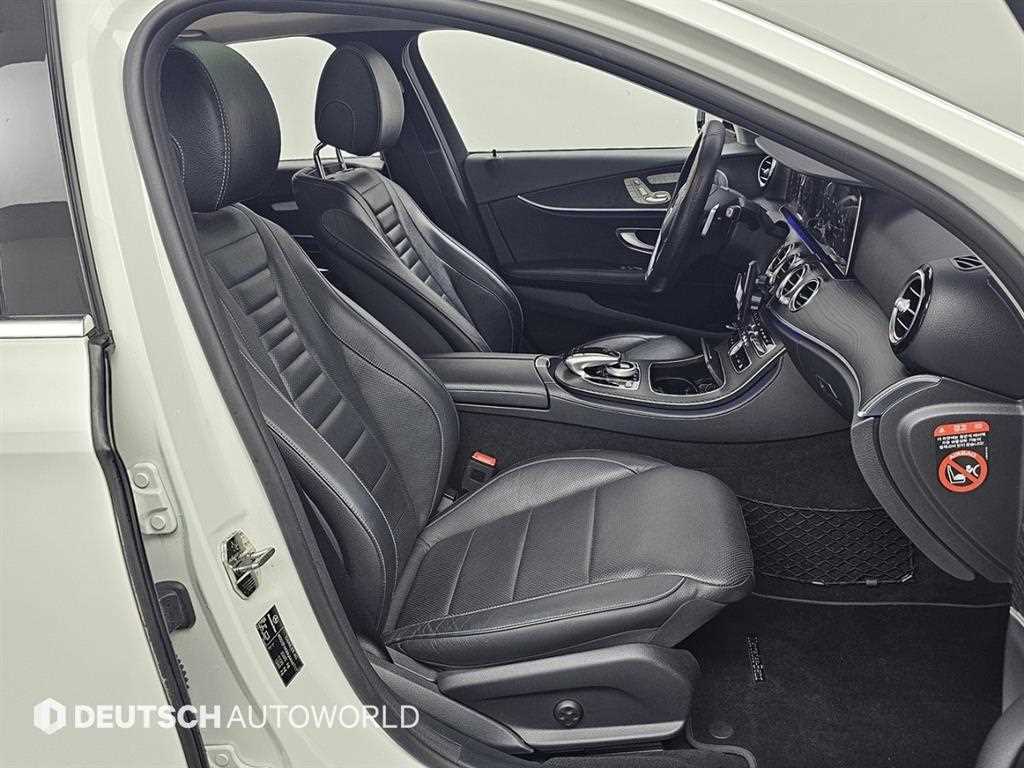 Mercedes Benz E class - Vista 10