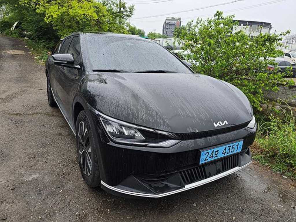 KIA EV6 2023 Negro - Importación desde Corea - HF Imports Iquique - Foto 1