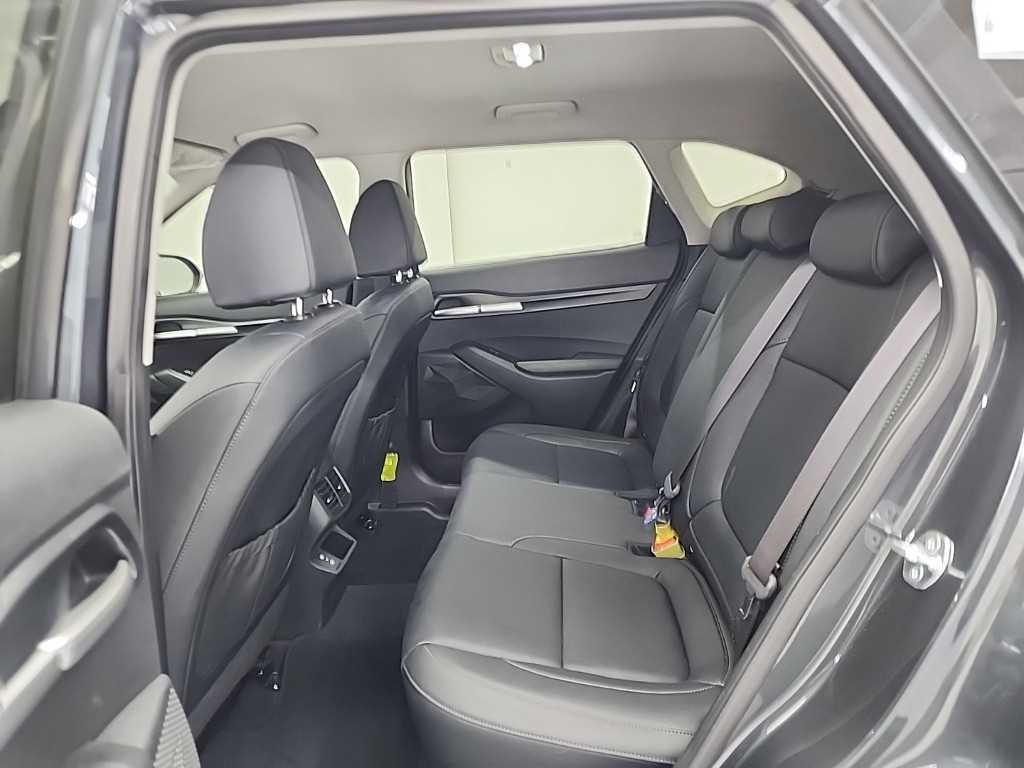 KIA Seltos - Vista 12