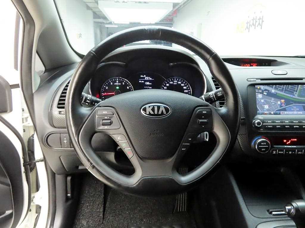 KIA K3 - Vista 7