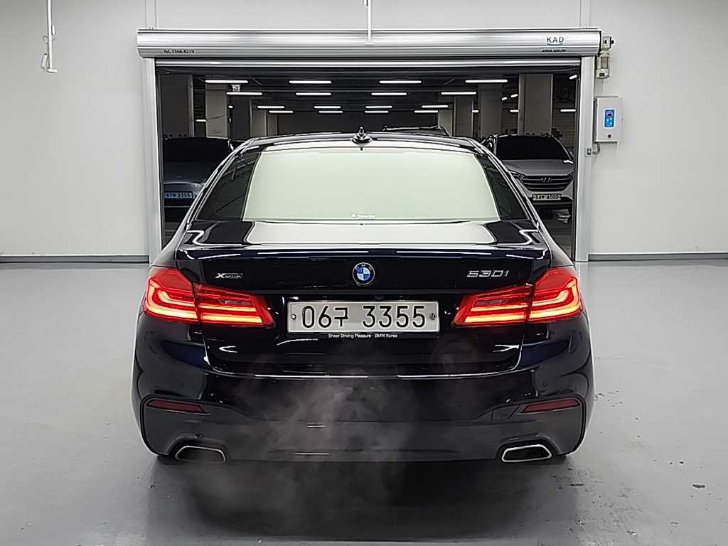 BMW 5 Series - Vista 3