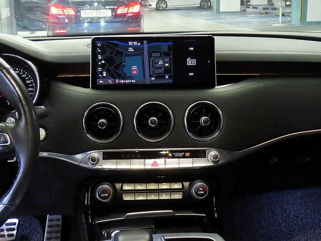 KIA Stinger - Vista 11