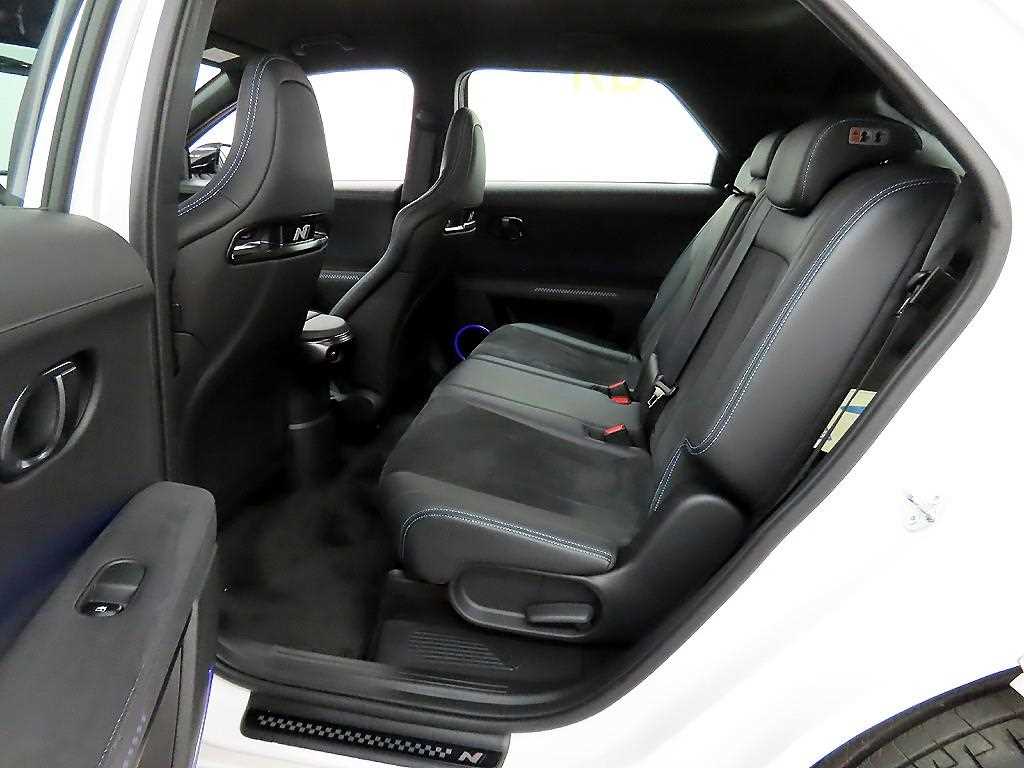 HYUNDAI Ioniq 5 - Vista 6