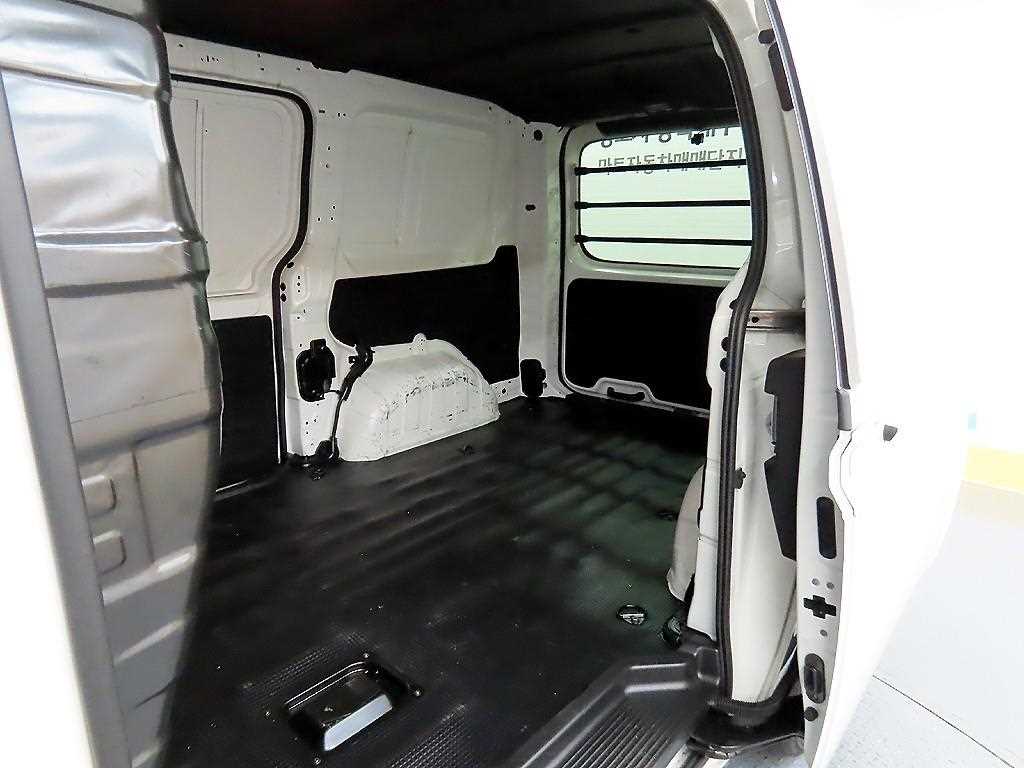 HYUNDAI Staria - Vista 6