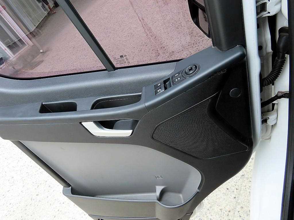 HYUNDAI Solati - Vista 12