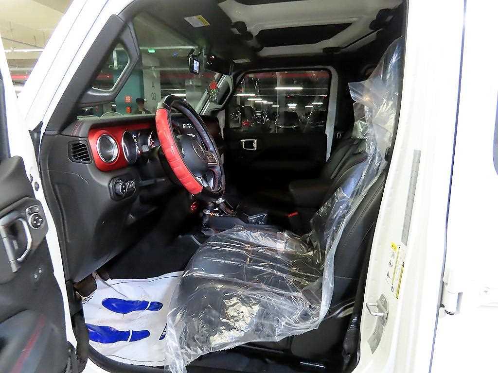Jeep Wrangler - Vista 6