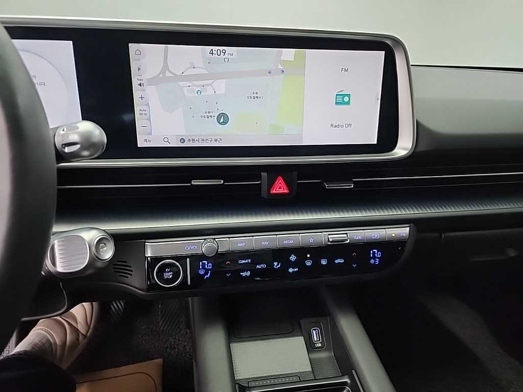 HYUNDAI Ioniq 6 - Vista 10