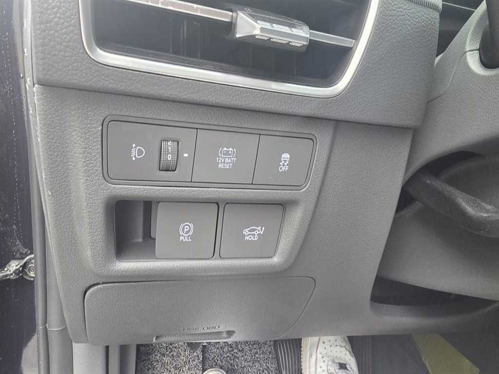 HYUNDAI Sonata - Vista 9
