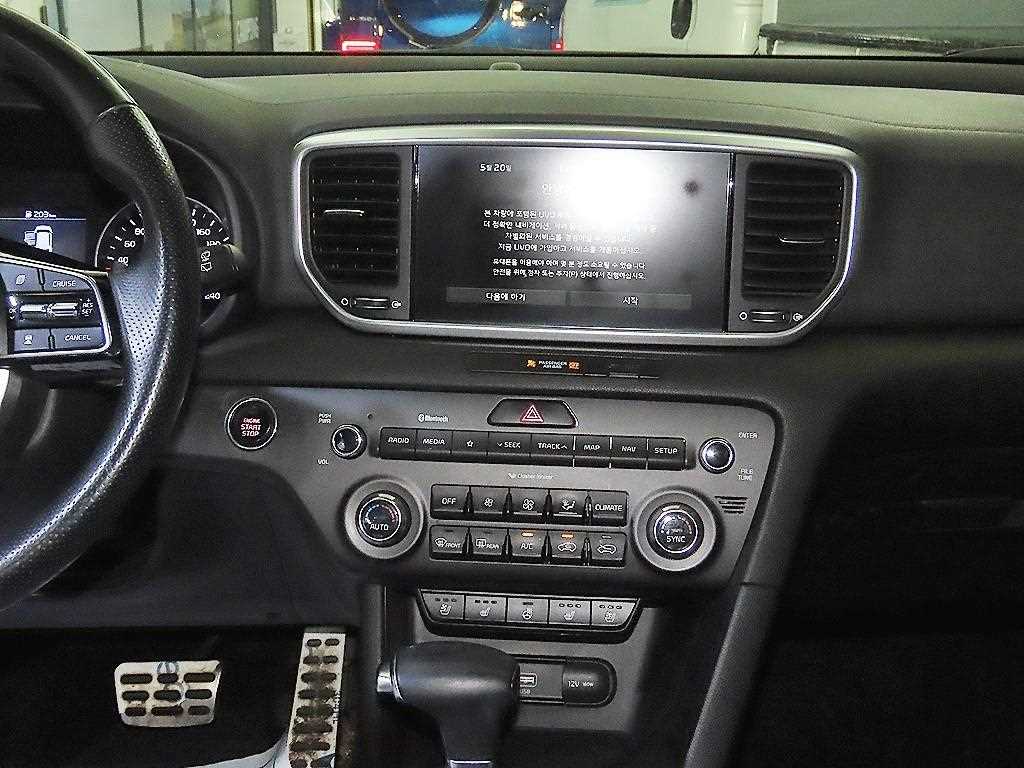 KIA Sportage - Vista 11