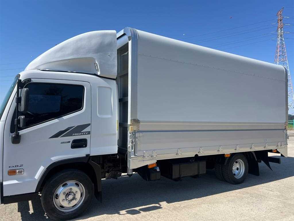 medium and large cargo truck - Vista 10