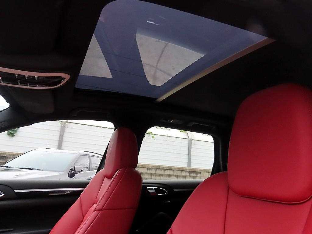 Porsche Cayenne 2012 Negro - Importación desde Corea - HF Imports Iquique - Foto 16