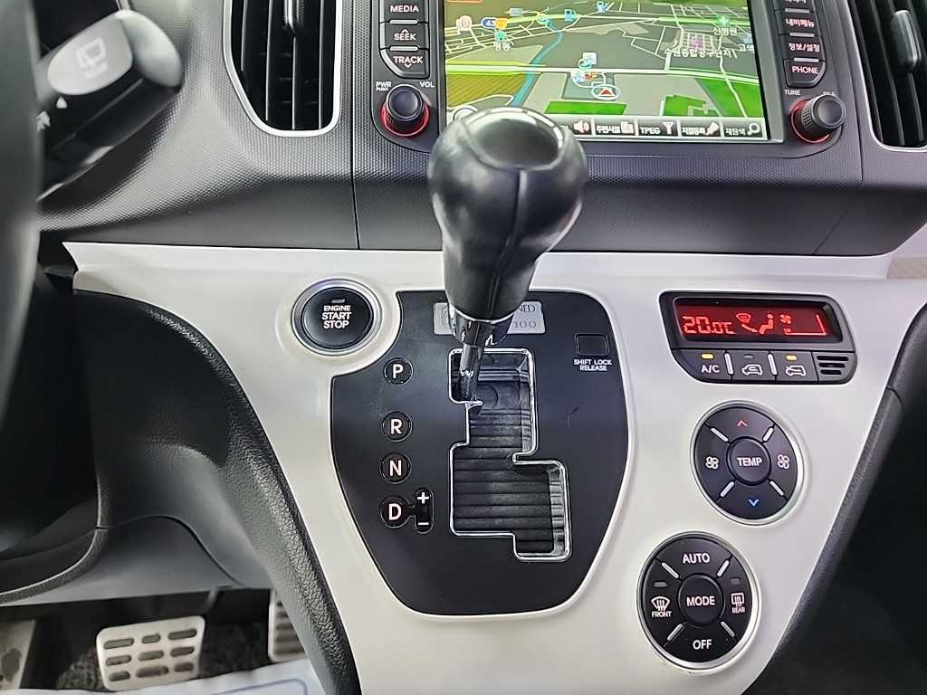 KIA Ray - Vista 8