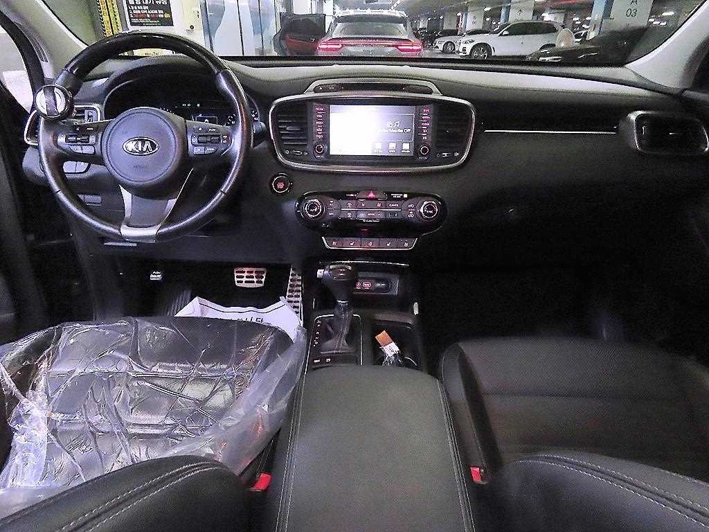 KIA Sorento - Vista 10
