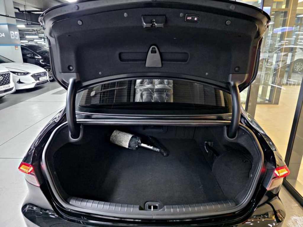 HYUNDAI Grandeur - Vista 6