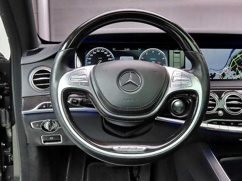 Mercedes Benz S Class - Vista 9