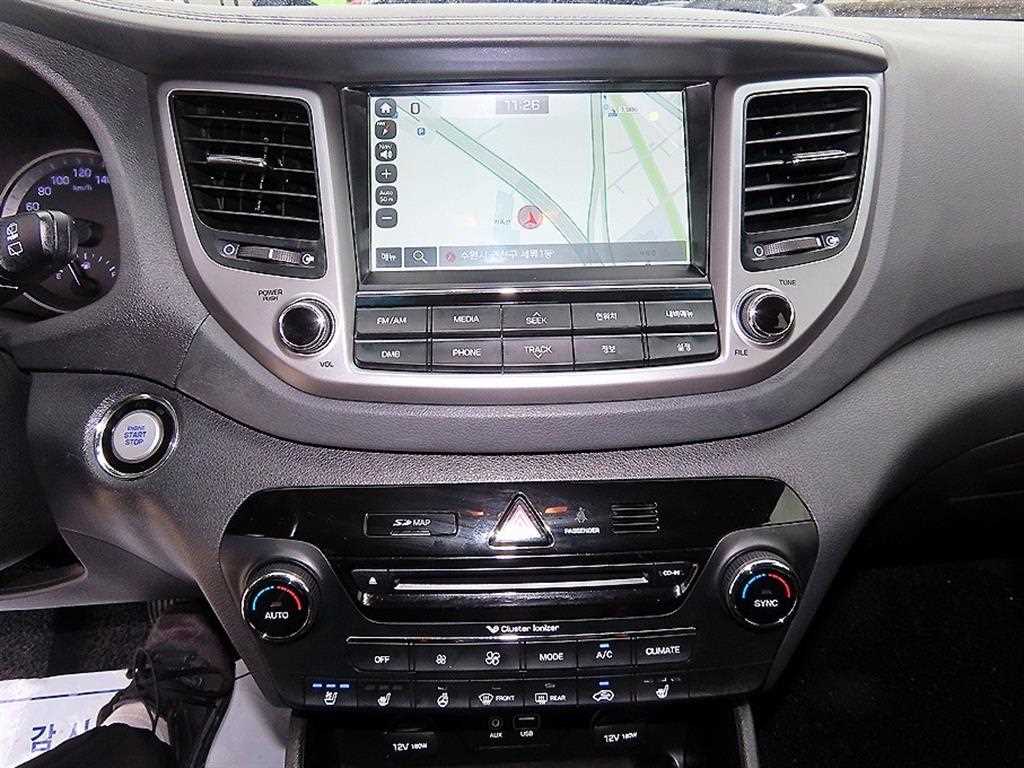 HYUNDAI Tucson 2016 Blanco - Importación desde Corea - HF Imports Iquique - Foto 13