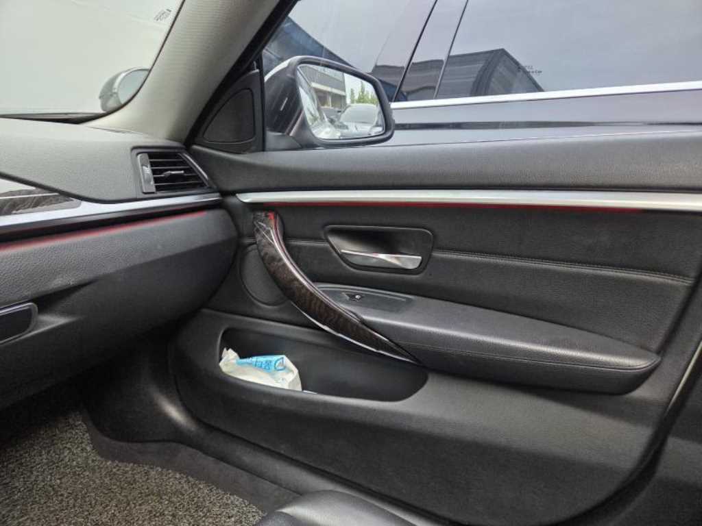 BMW 4 Series - Vista 11