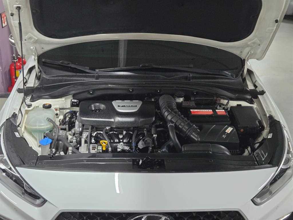 HYUNDAI i30 2018 Blanco - Importación desde Corea - HF Imports Iquique - Foto 19