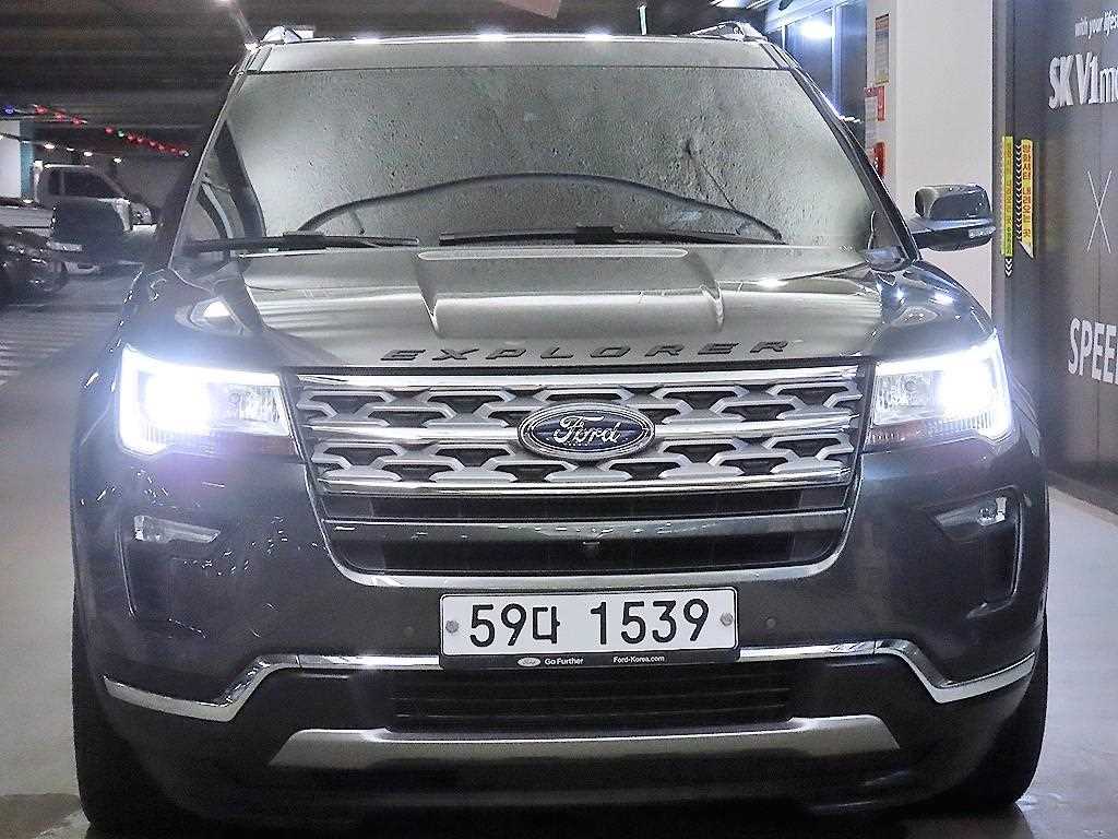 Ford Explorer - Vista 2