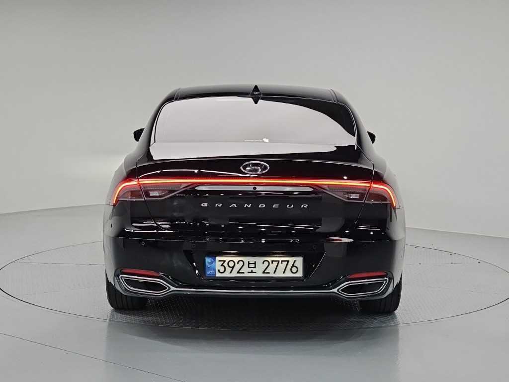 HYUNDAI Grandeur - Vista 3