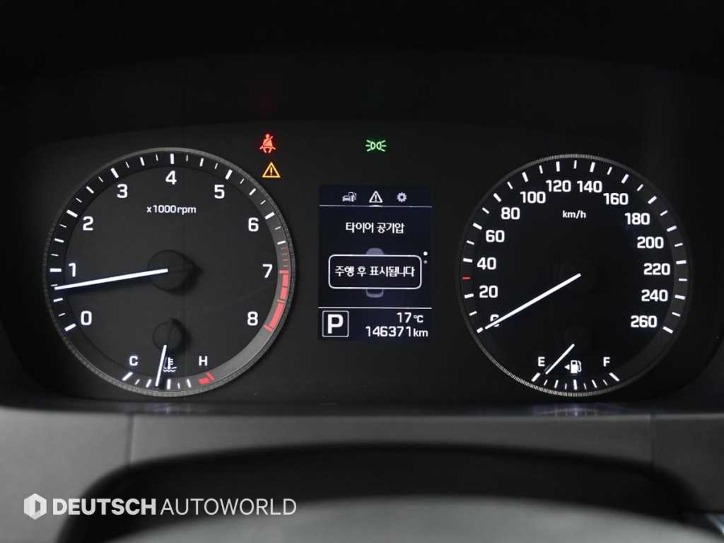HYUNDAI Sonata - Vista 8