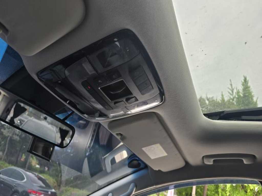 HYUNDAI Staria - Vista 12