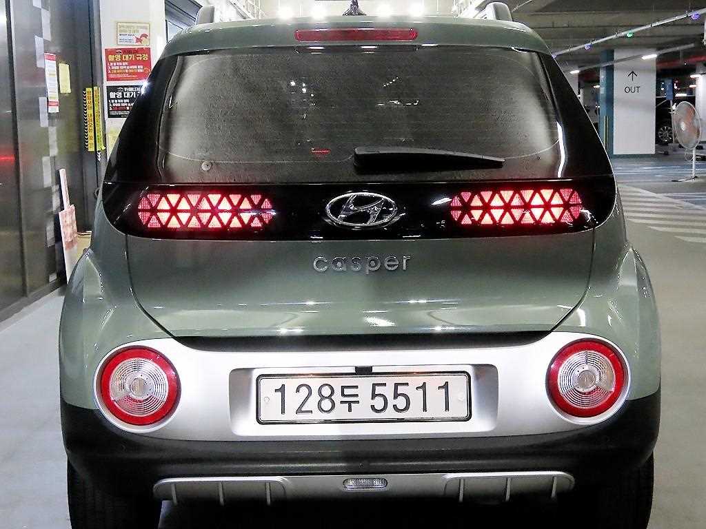 HYUNDAI Casper - Vista 5