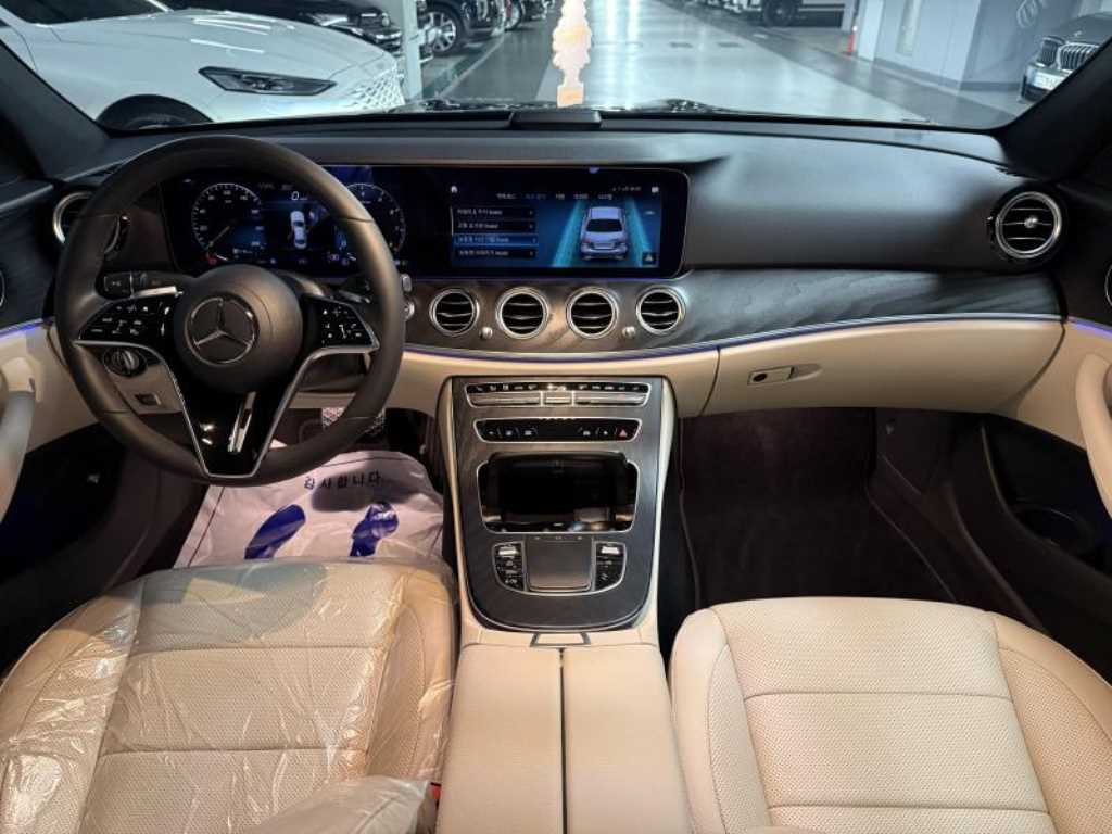 Mercedes Benz E class 2023 Negro - Importación desde Corea - HF Imports Iquique - Foto 1