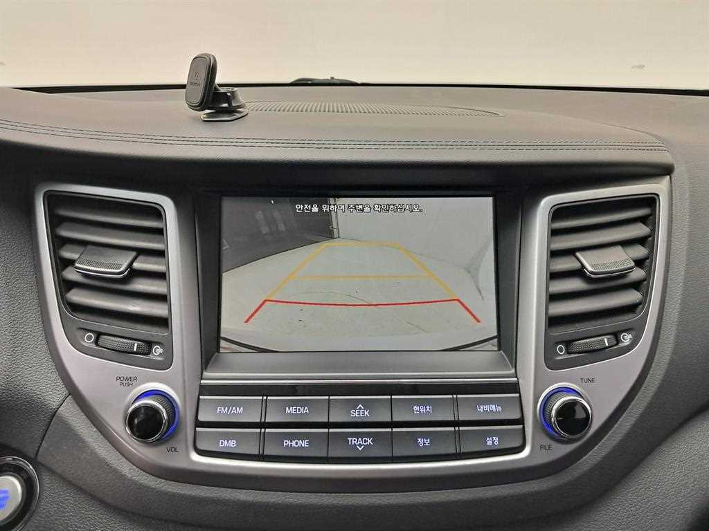 HYUNDAI Tucson - Vista 10