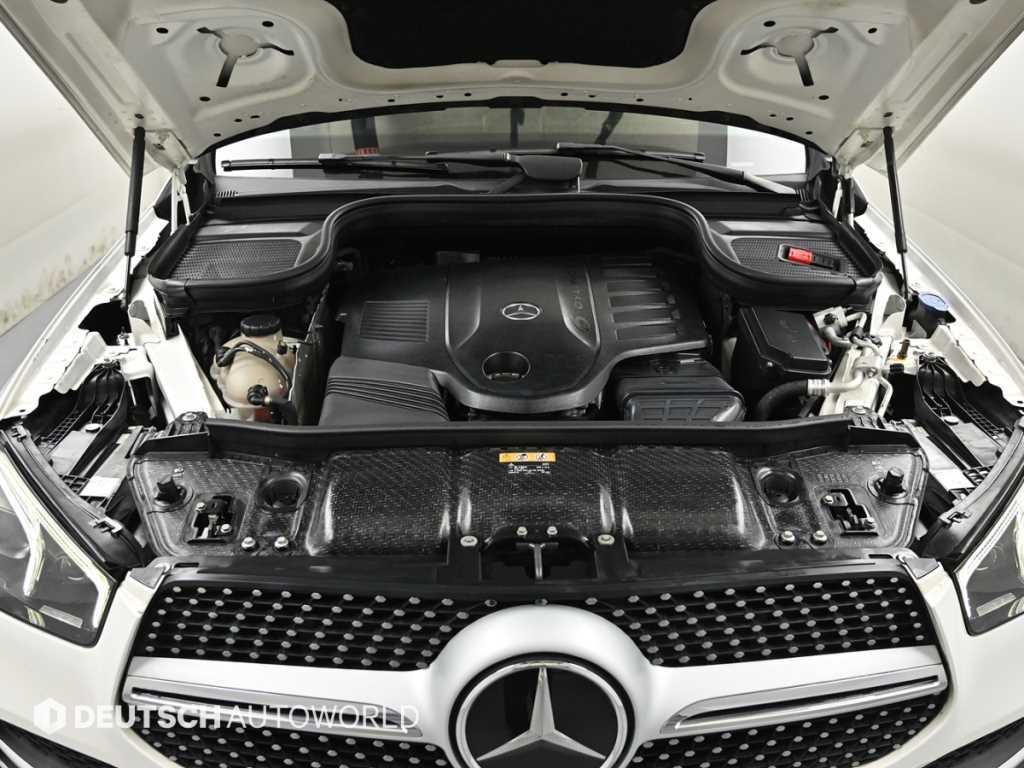 Mercedes Benz GLE Class - Vista 6